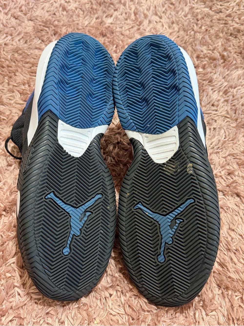 Jordan Men's Black and Royal Blue Stay loyal Sneakers - Picture 5 of 6